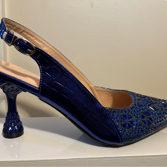 Blue Shimmer Heels with Futuristic Finish - Picture 1 of 10